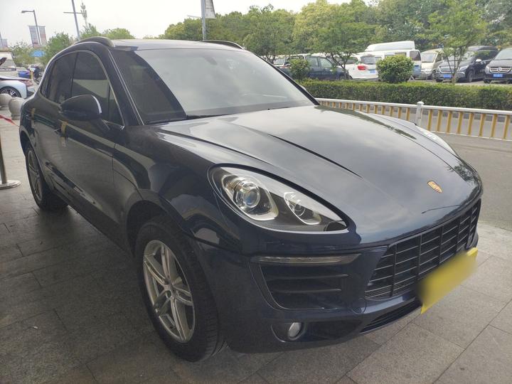 2014 Macan 2.0T photo 3
