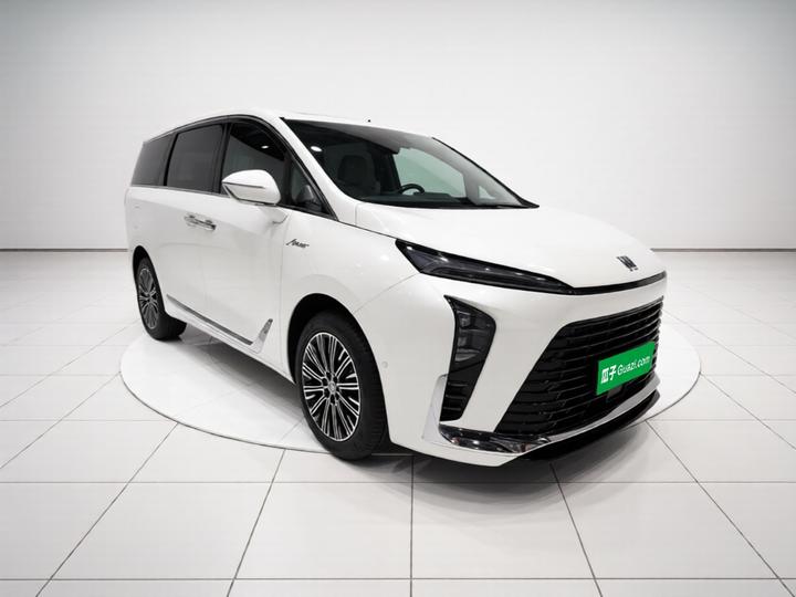 GL8 EV 2024 7-Seater photo 3