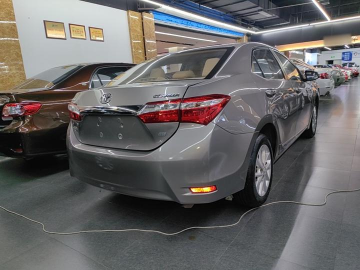 Corolla 2014 1.6L CVT GLX-i photo 4