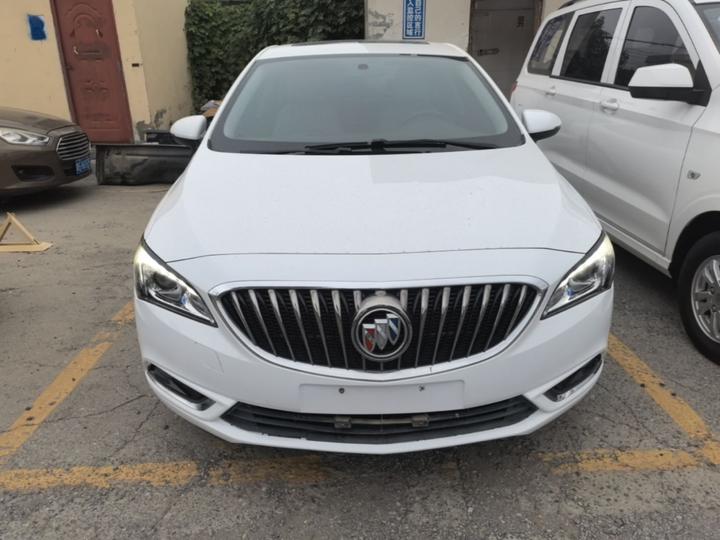 Verano 2017 Sedan 15S MT Progressive photo 2