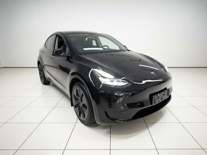 Model Y 2022 Facelift RWD photo 3