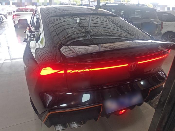 UNI-V 2023 1.5T Sport photo 5