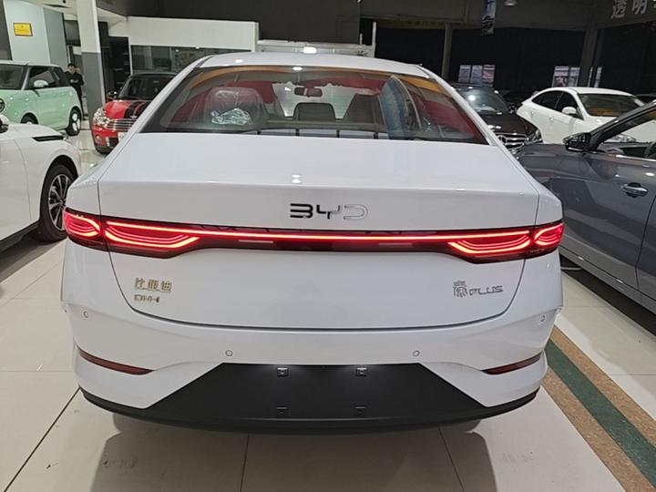 Qin PLUS 2025 DM-i ADAS 128KM Progressive photo 5