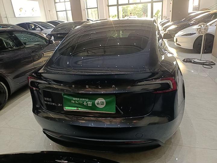 Model 3 2023 Long Range AWD photo 5