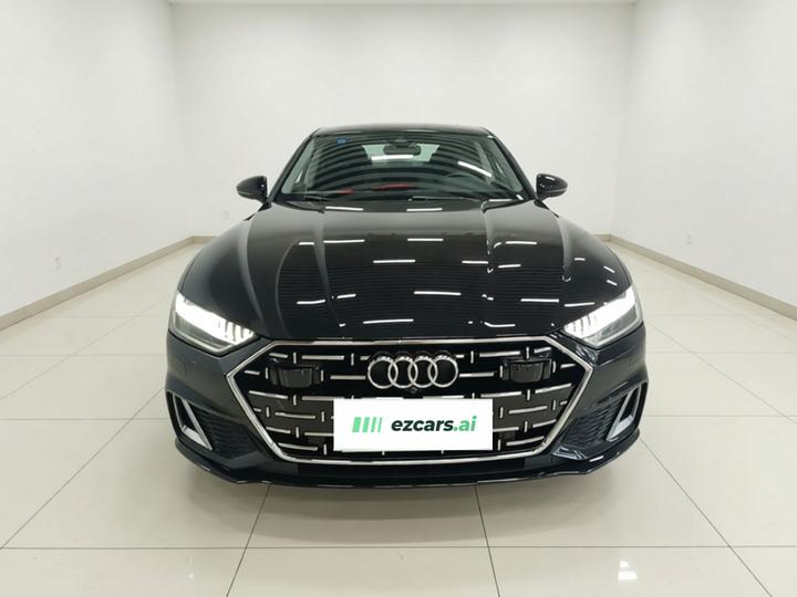 A7L 2024 45TFSI S-line photo 2