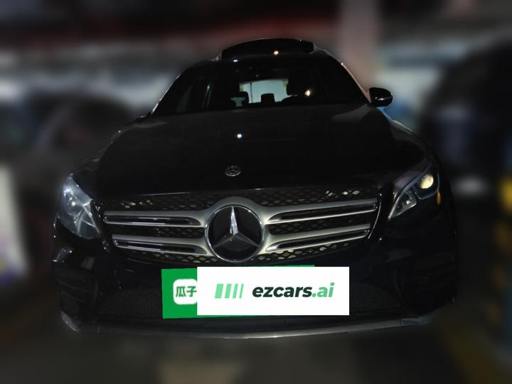 GLC 2017 GLC 260 4MATIC Luxury photo 2