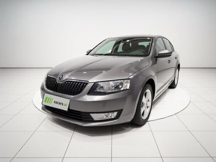 Octavia 2015 1.6L AT