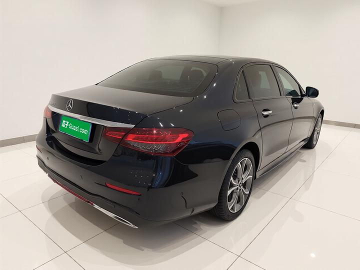 E-Class 2022 E 300 L Sport Fashion photo 4