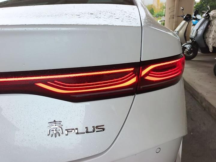 Qin PLUS 2025 DM-i ADAS 128KM Progressive photo 7