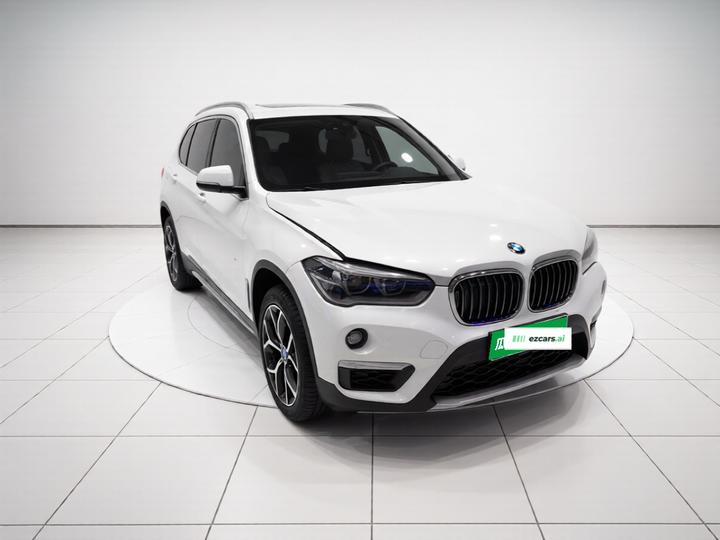 X1 2019 sDrive18Li Exclusive photo 3