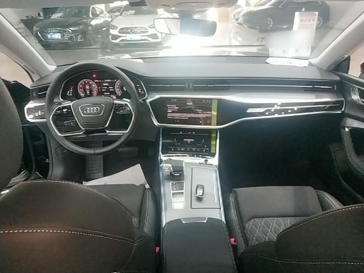A7L 2025 45 TFSI quattro photo 5