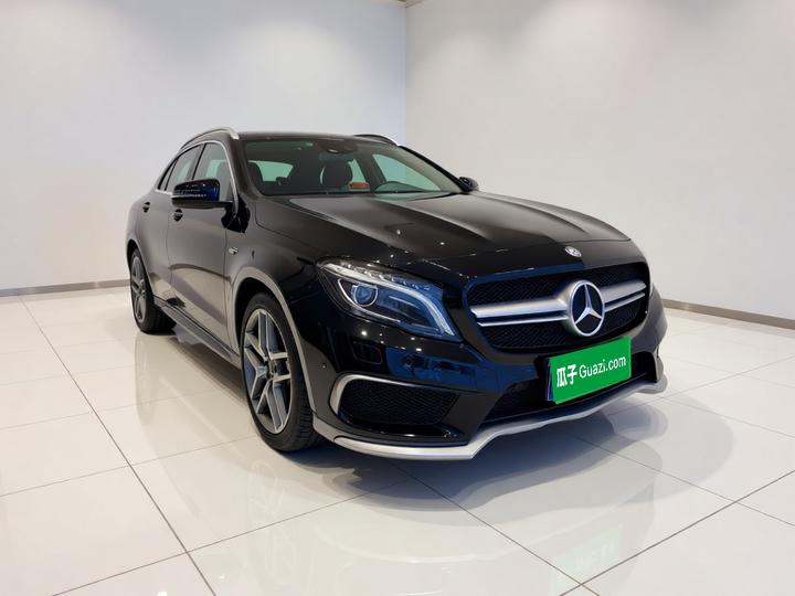GLA AMG 2015 AMG GLA 45 4MATIC photo 3