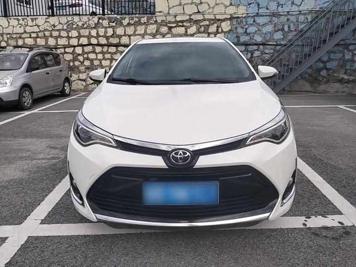 Levin 2018 185T CVT Luxury photo 2
