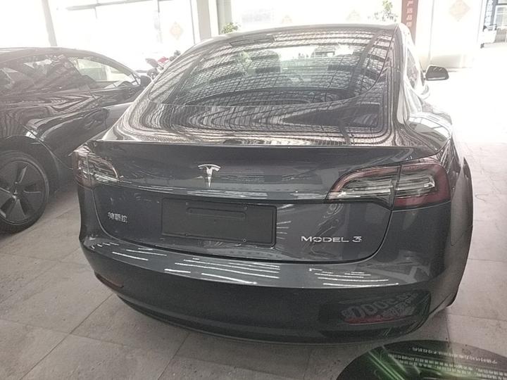 Model 3 2019 Standard Range RWD Upgraded photo 3