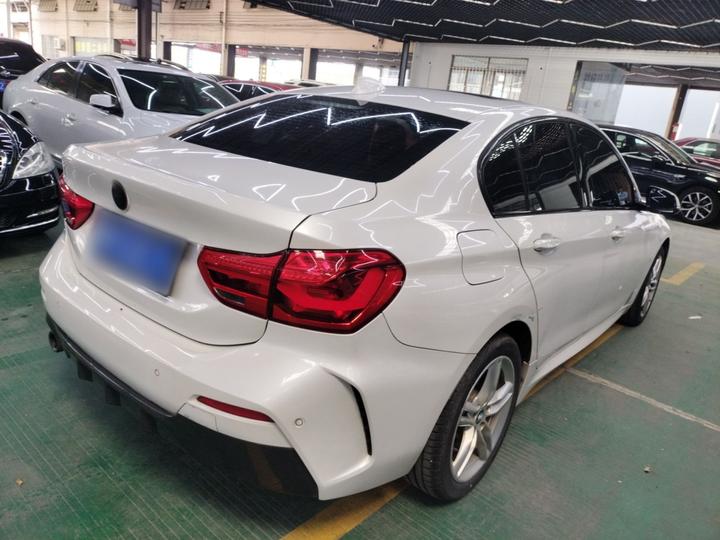 1 Series 2019 118i M Sport Package photo 4