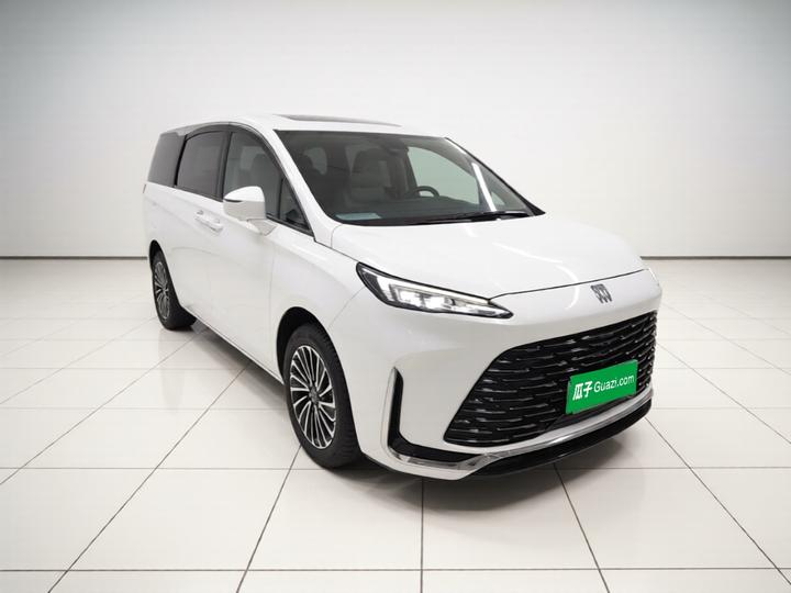 GL8 EV 2025 Exclusive photo 3