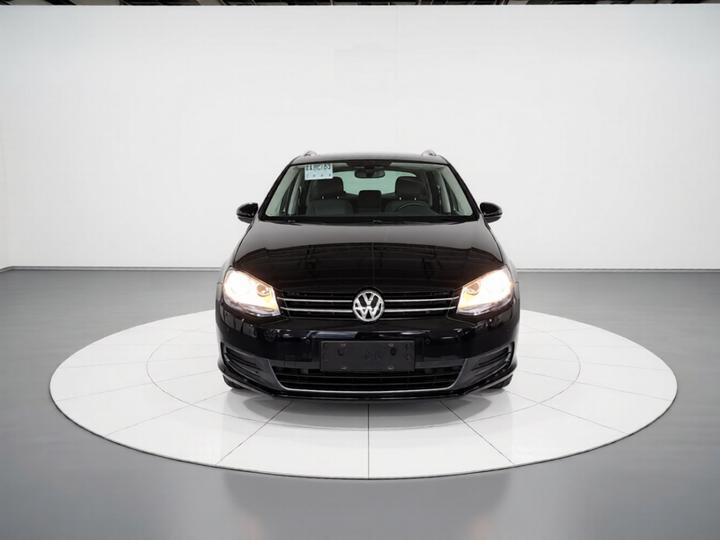2018 380TSI 7-Seater photo 2