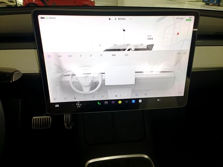 Model Y 2022 Long Range AWD photo 8