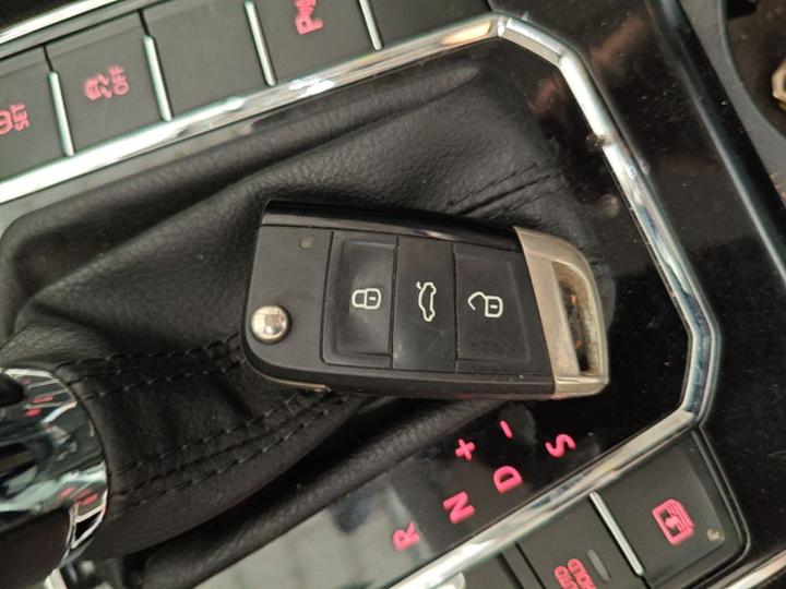 Passat 2017 330TSI DSG photo 8