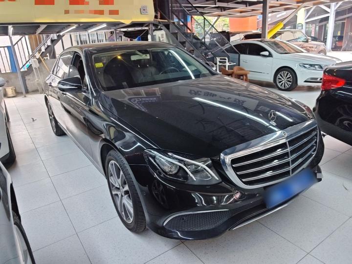 E-Class 2018 Facelift E 200 L 4MATIC photo 3