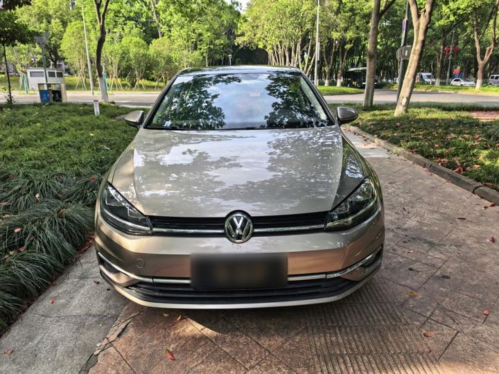 Golf 2018 1.6L AT Comfort photo 2
