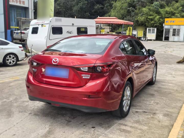 3 Axela 2014 Sedan 1.5L AT Luxury photo 3