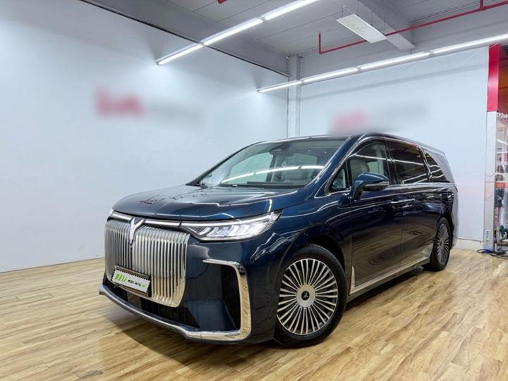 Voyah Dreamer 2025 PHEV AWD Flagship