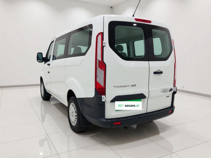 Transit 2017 2.0T Diesel Short Wheelbase China V photo 4