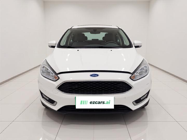 Focus 2015 Hatchback 1.6L AT photo 2