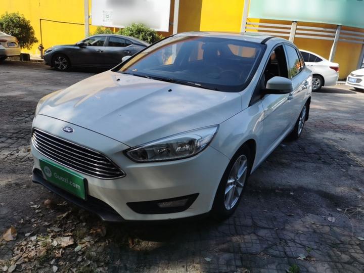 Focus 2018 Sedan Classic EcoBoost 125 AT Fashion