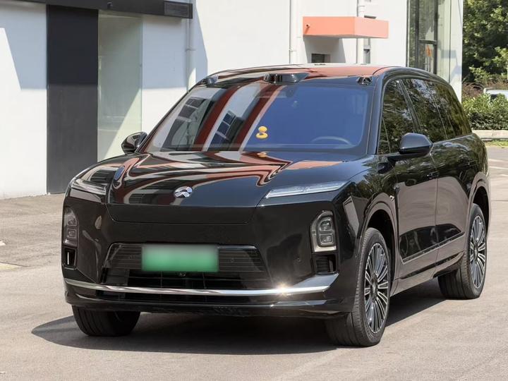 ES8 2026 6-Seater Executive Luxury