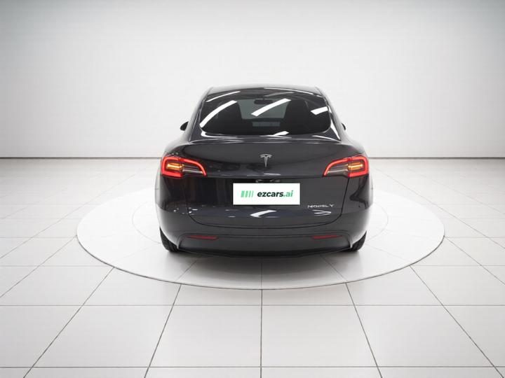 Model Y 2024 RWD photo 5