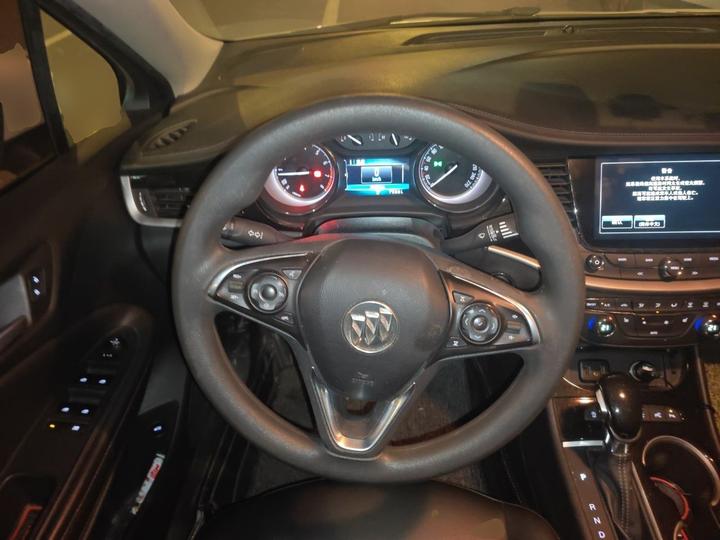 Verano 2015 Sedan 20T DCT Luxury photo 7