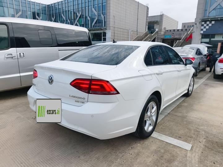 Lamando 2018 230TSI DSG photo 4