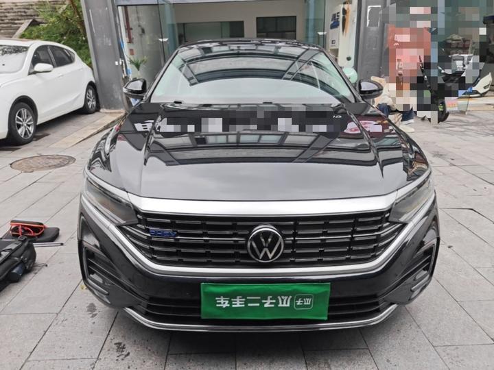Passat EV 2022 430PHEV Hybrid Business photo 2