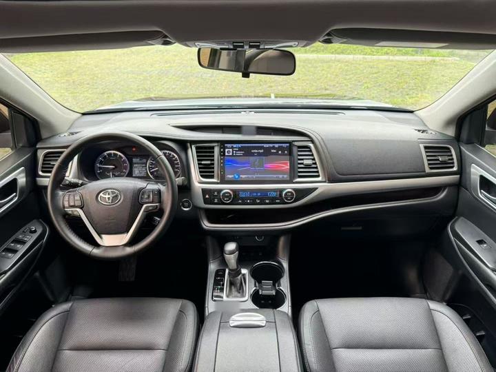 Highlander 2015 2.0T AWD Luxury 7-Seater photo 5