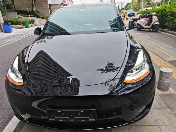Model Y 2022 Facelift RWD photo 2