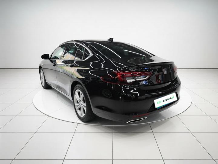 Regal 2024 Facelift 25T photo 4