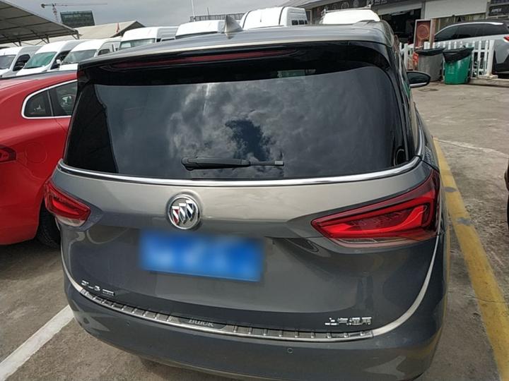 GL6 2018 18T 6-Seater Luxury photo 3