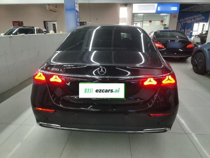E-Class 2025 E 300 L Luxury photo 3