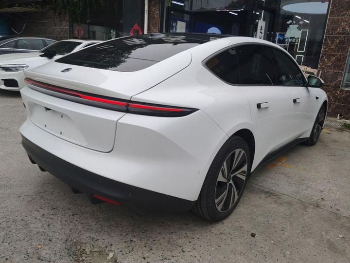 ET5 2022 75kWh photo 6