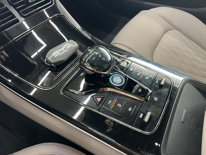 Han 2024 EV Honor 605KM FWD Premium photo 7