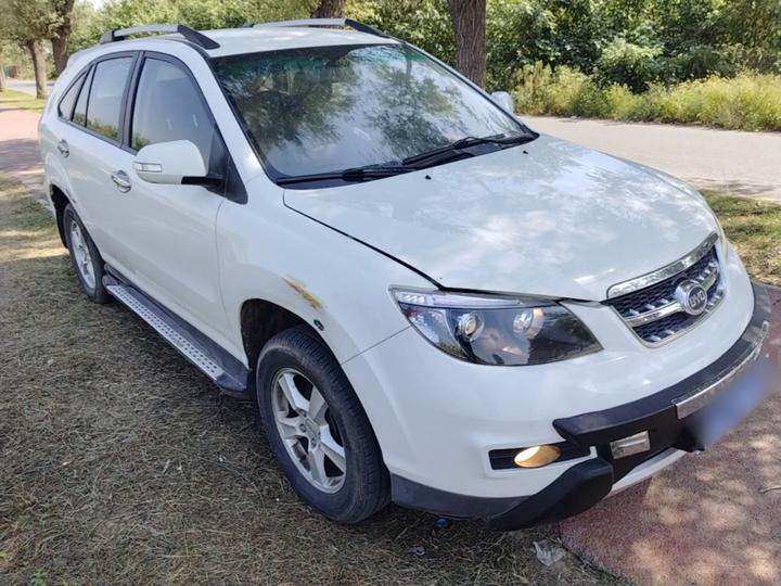 S6 2014 2.0L MT Luxury 5-Seater photo 3