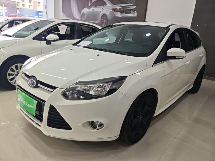 Focus 2012 Hatchback 2.0L AT Luxury Sport
