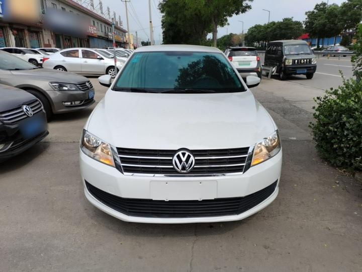 Lavida 2015 1.6L AT photo 2