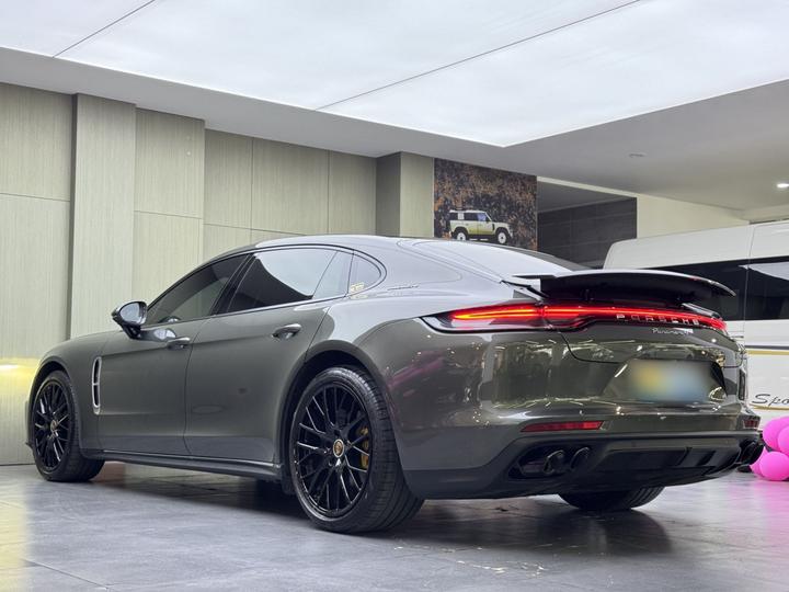 2023 Panamera 4 Executive Extended 2.9T photo 5