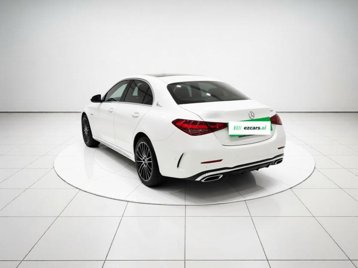 C-Class 2023 C 260 L Sport photo 4