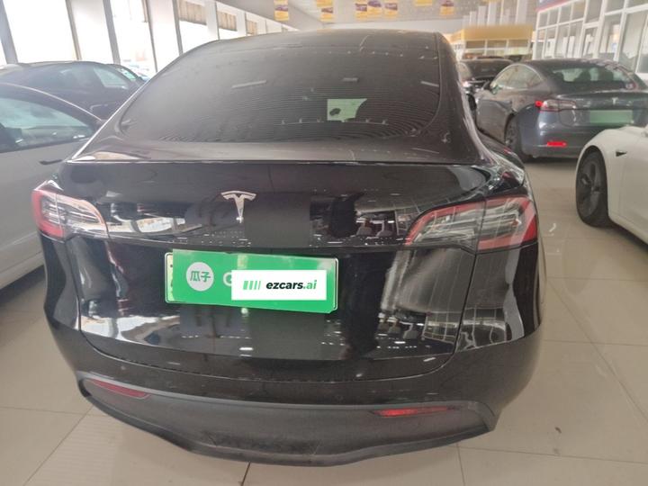 Model Y 2022 RWD photo 3