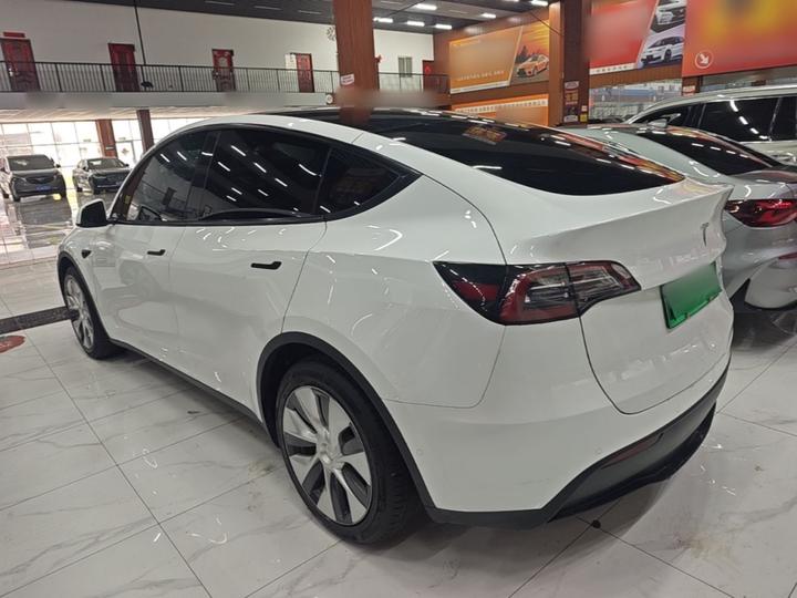 Model Y 2022 Facelift Long Range AWD photo 4