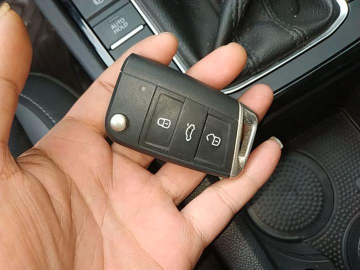 Sagitar 2021 200TSI DSG photo 8